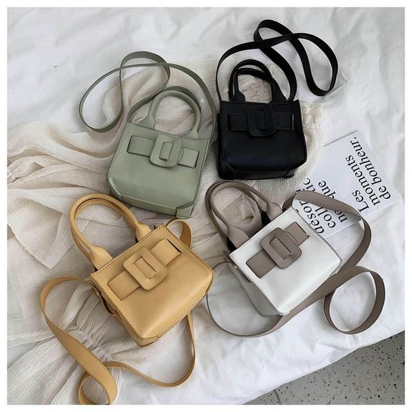 2020 new women's bag spring and summer small bag texture version of the small man mini shoulder messenger factory wholesale
2020 new women's bag spring and summer small bag texture version of the small man mini shoulder messenger factory wholesale