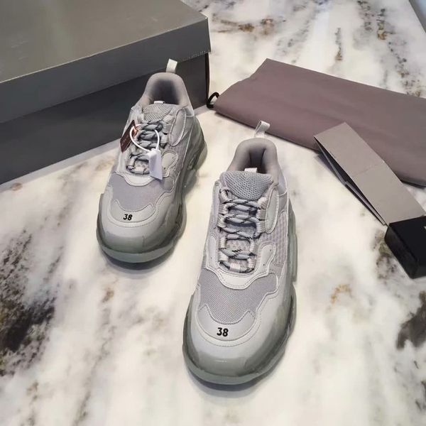 2019 women men causal shoes so cool lovely colorful fashion sneakers causal dad shoes red bottoms size 36-45, Black
2019 women men causal shoes so cool lovely colorful fashion sneakers causal dad shoes red bottoms size 36-45, Black
