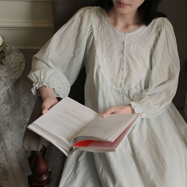 princess nightgown pyjamas women's sleepwear.lady royal embroidered flowers long nightdress lolita pyjamas loungewear nightwear v191213, Red;black
princess nightgown pyjamas women's sleepwear.lady royal embroidered flowers long nightdress lolita pyjamas loungewear nightwear v191213, Red;black