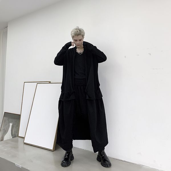 xl2020 spring new dark style personality stitching design men's mid-length loose over-knee trench coat tide men's jacket, Tan;black
xl2020 spring new dark style personality stitching design men's mid-length loose over-knee trench coat tide men's jacket, Tan;black