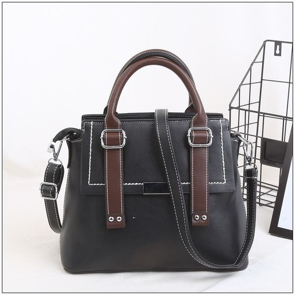 women's bag new popular small fresh one-shoulder messenger large capacity wild fashion broadband portable female bag bags
women's bag new popular small fresh one-shoulder messenger large capacity wild fashion broadband portable female bag bags