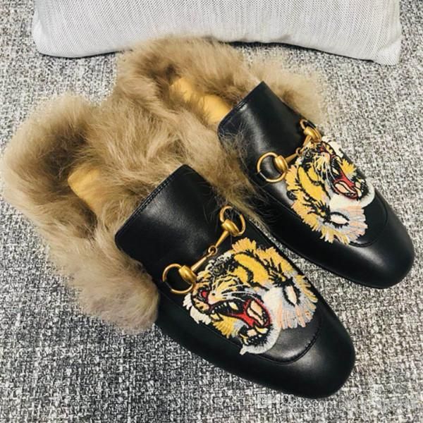 brand princetown slipper made in leather fully lined and trimmed with lamb wool plush embroidered & horsebit men scuffs, Black
brand princetown slipper made in leather fully lined and trimmed with lamb wool plush embroidered & horsebit men scuffs, Black
