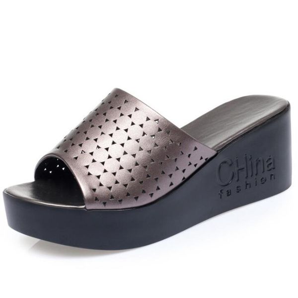 sandals 2021 breathable patent leather slippers summer women's high heel wedge light increase large size, Black
sandals 2021 breathable patent leather slippers summer women's high heel wedge light increase large size, Black