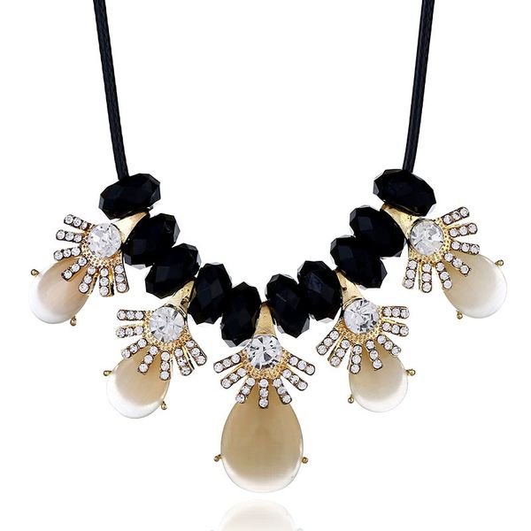 anvia 2018 new exaggerated high-end accessories alloy-encrusted acrylic resin necklace elegant boutique winter jewelry, Silver
anvia 2018 new exaggerated high-end accessories alloy-encrusted acrylic resin necklace elegant boutique winter jewelry, Silver