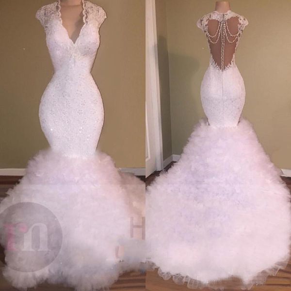 New White Sexy V Neck Prom Dresses Mermaid 2019 Lace Appliques Beaded Crystal Backless Sweep Train Tulle Puffy Tiered Prom Evening Gowns
New White Sexy V Neck Prom Dresses Mermaid 2019 Lace Appliques Beaded Crystal Backless Sweep Train Tulle Puffy Tiered Prom Evening Gowns