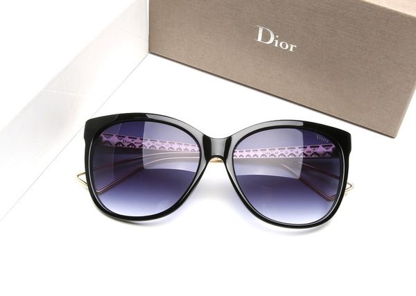 summer designer men's sunglasses new fashion anti-blue light glasses with full frame for men women flat mirror decor, White;black
summer designer men's sunglasses new fashion anti-blue light glasses with full frame for men women flat mirror decor, White;black