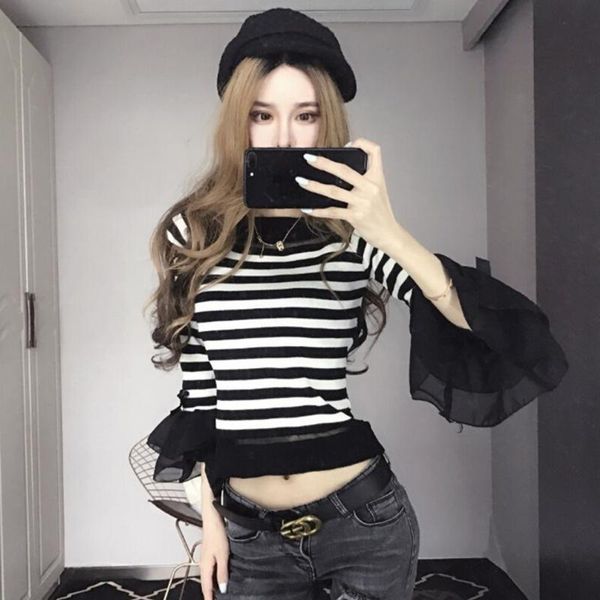 sweet striped ruffles sweater knitted shirts o-neck flare sleeve stitching bowtie pullover stitching 2018 spring, White;black
sweet striped ruffles sweater knitted shirts o-neck flare sleeve stitching bowtie pullover stitching 2018 spring, White;black
