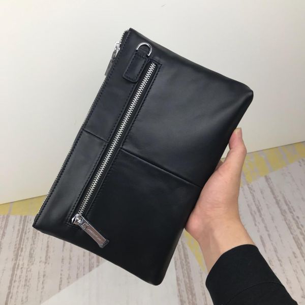 official 28*18*2 briefcase no. men's senior designer men's brand handbag type handbag famous 6053 phogv, Red;black
official 28*18*2 briefcase no. men's senior designer men's brand handbag type handbag famous 6053 phogv, Red;black