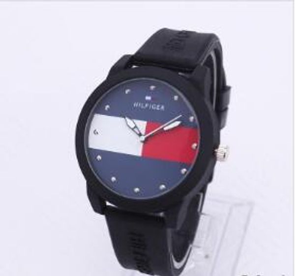 Бесплатная доставка оптом! Американский досуг Мужчины и женщины спортивной моды
Бесплатная доставка оптом! Американский досуг Мужчины и женщины спортивной моды