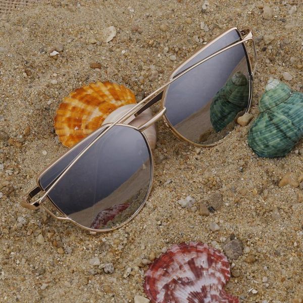 ladies fashion sunglasses reflective uv protective unique cats eye sunglassfor women summer activities holiday outdoor party
ladies fashion sunglasses reflective uv protective unique cats eye sunglassfor women summer activities holiday outdoor party