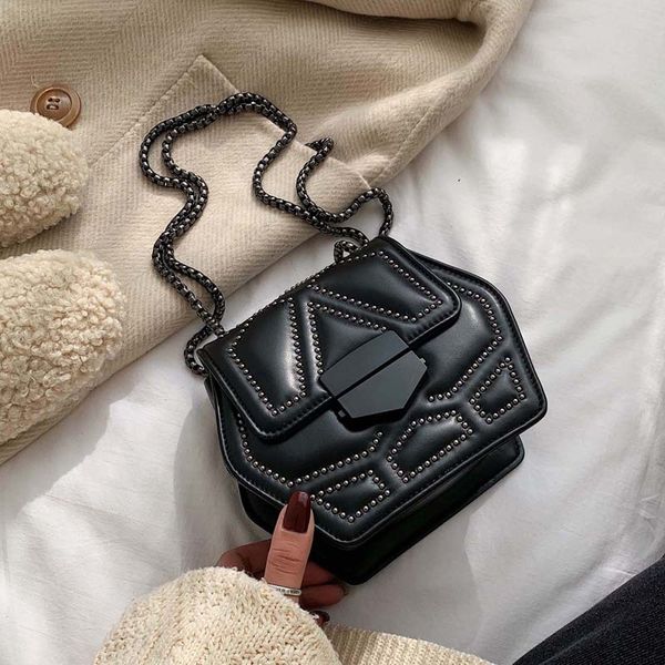 new rivets chain hexagon women shoulder crossbody bags 2020 fashion totes ladies messenger bags clutches female purses
new rivets chain hexagon women shoulder crossbody bags 2020 fashion totes ladies messenger bags clutches female purses