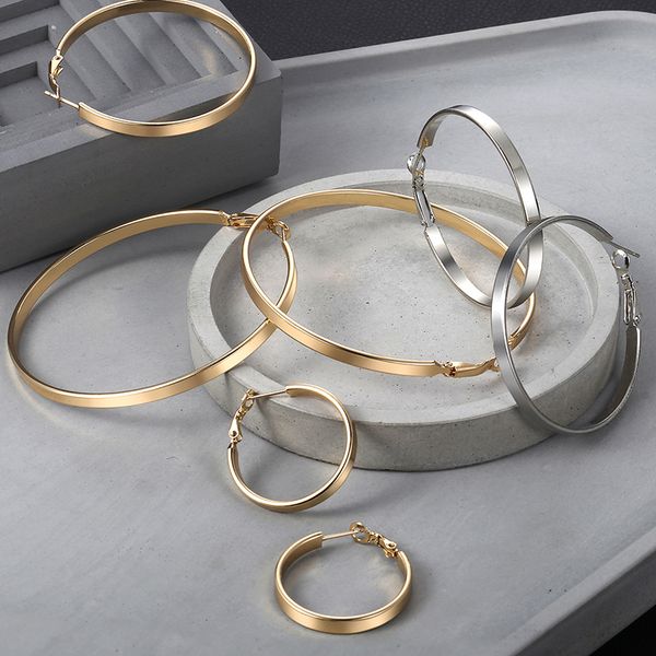 3pairs 4mm flat hoop earrings for women silver gold filled polished round circle hoops earrings gift diameter 20/40/60mm lgem24, Golden;silver
3pairs 4mm flat hoop earrings for women silver gold filled polished round circle hoops earrings gift diameter 20/40/60mm lgem24, Golden;silver