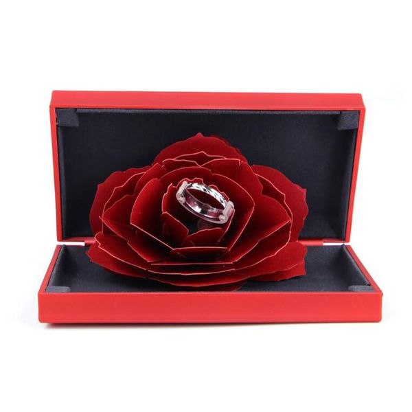 rings and necklace with box for tj brazil