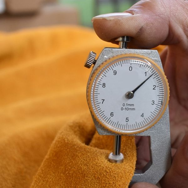 leather welding protective clothing apron thicken electric welding protective clothing with pocket wear-resistant anti-scaldin other houseke
leather welding protective clothing apron thicken electric welding protective clothing with pocket wear-resistant anti-scaldin other houseke