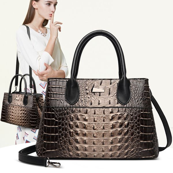 abay 2020 leather national style handbag crocodile pattern wearing concubine handbags fashion bolsa
abay 2020 leather national style handbag crocodile pattern wearing concubine handbags fashion bolsa