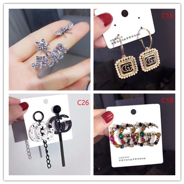The late t european fa hion jewelry brand earring tud earring jewelry acce orie for women de igned for and wome fa t delivery
The late t european fa hion jewelry brand earring tud earring jewelry acce orie for women de igned for and wome fa t delivery