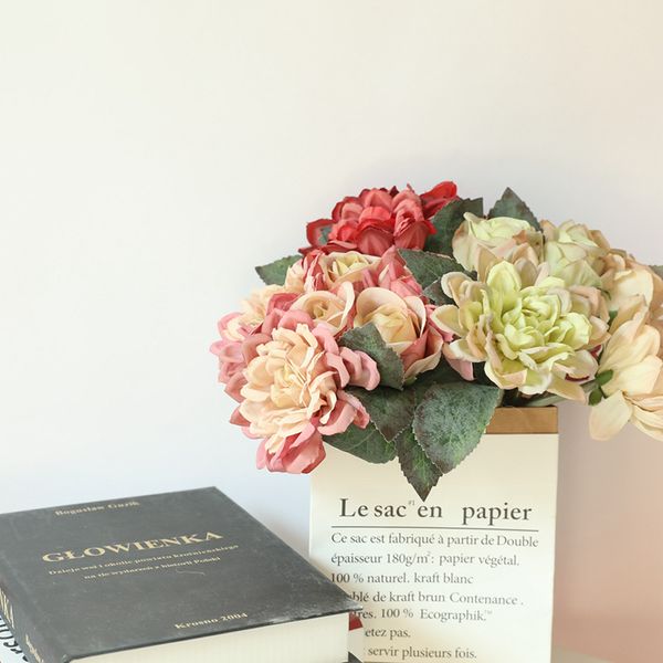 3 colors artificial small lili flower simulation floral artificial flowers fake plants for home wedding party decoration
3 colors artificial small lili flower simulation floral artificial flowers fake plants for home wedding party decoration