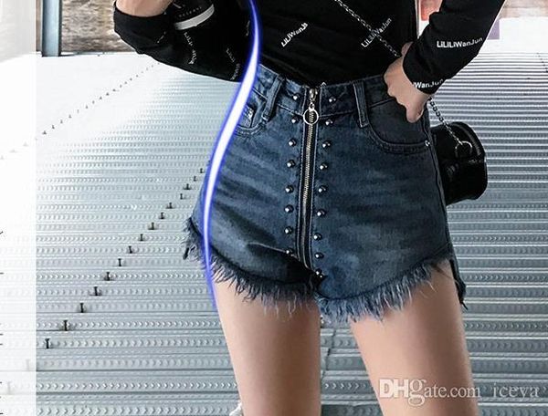 front short and back long blue fashionable jean shorts for women 2019 new korean version of high-waisted zipper thin pants, White;black
front short and back long blue fashionable jean shorts for women 2019 new korean version of high-waisted zipper thin pants, White;black