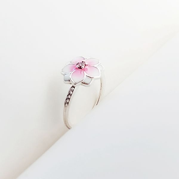wholesale-pink magnolia rings for pandora 925 sterling silver hand epoxy elegant ladies ring with original box gift, Slivery;golden
wholesale-pink magnolia rings for pandora 925 sterling silver hand epoxy elegant ladies ring with original box gift, Slivery;golden