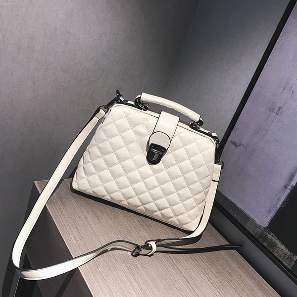 2019 new genuine leather women's bags women's shoulder bags fashion messenger bag retro handbags
2019 new genuine leather women's bags women's shoulder bags fashion messenger bag retro handbags