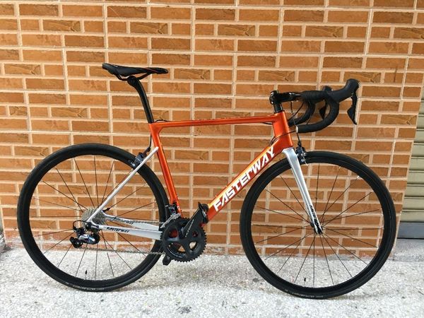 taiwan fasterway burnt orange with sliver carbon road complete bike 22 speed r8000 groupset bicycle d brake 49/52/54/56/58
taiwan fasterway burnt orange with sliver carbon road complete bike 22 speed r8000 groupset bicycle d brake 49/52/54/56/58