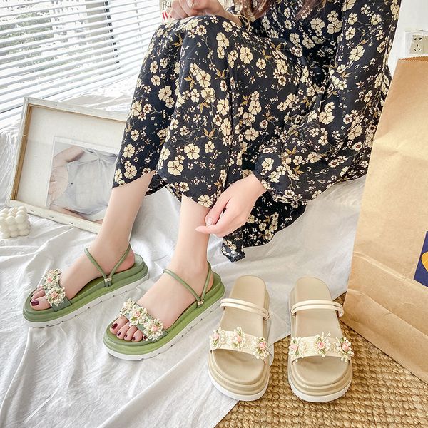 slippers women summer female shoes slides platform med flower 2020 soft designer flat scandals fashion rubber floral pu, Black
slippers women summer female shoes slides platform med flower 2020 soft designer flat scandals fashion rubber floral pu, Black