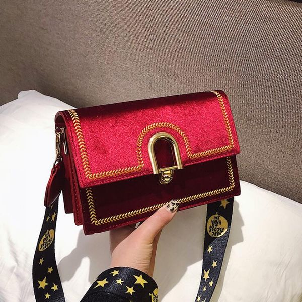 net small bag ins small fashion version bag of korean female the broadband red 2019 black texture wild female new slung arvux, Red;black
net small bag ins small fashion version bag of korean female the broadband red 2019 black texture wild female new slung arvux, Red;black