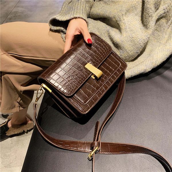 женщины сумка pu кожа crossbody сумки урожай плеча 2020 вскользь новая мода сумка женская clutch тотализаторов женский кошелек
женщины сумка pu кожа crossbody сумки урожай плеча 2020 вскользь новая мода сумка женская clutch тотализаторов женский кошелек