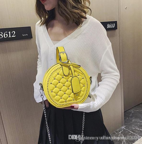 factory direct 2019 new women's bag rhombic rivet small round tide portable messenger bag wild shoulder bag
factory direct 2019 new women's bag rhombic rivet small round tide portable messenger bag wild shoulder bag