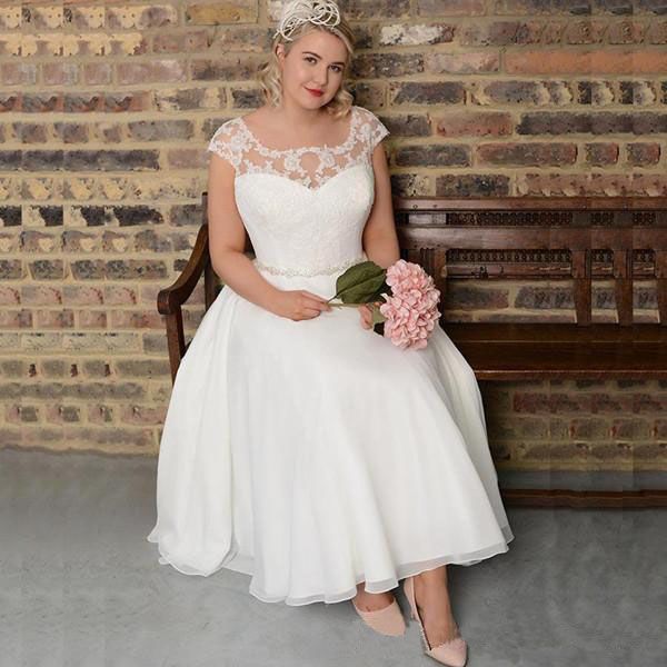 waishidress scoop a-line wedding dresses cap sleeves backless plus size lace appliques tea length short beach bridal gowns with belt, White
waishidress scoop a-line wedding dresses cap sleeves backless plus size lace appliques tea length short beach bridal gowns with belt, White
