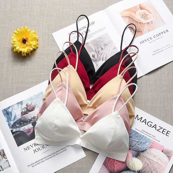 seamless soft bras for women thin strap wireless push up bra backless comfort underwear bralette female lingeries, Red;black
seamless soft bras for women thin strap wireless push up bra backless comfort underwear bralette female lingeries, Red;black