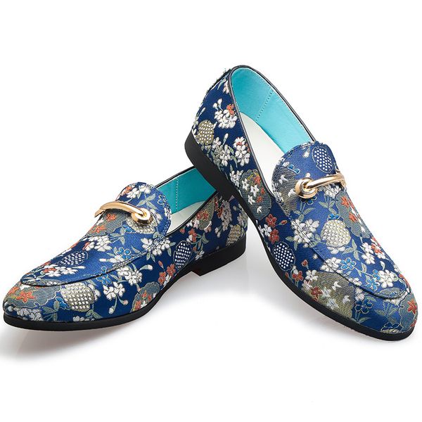 2020 fashion embroidery loafers for men business formal dress shoes breathable pointed slip-on casual flat shoes large size 48, Black
2020 fashion embroidery loafers for men business formal dress shoes breathable pointed slip-on casual flat shoes large size 48, Black