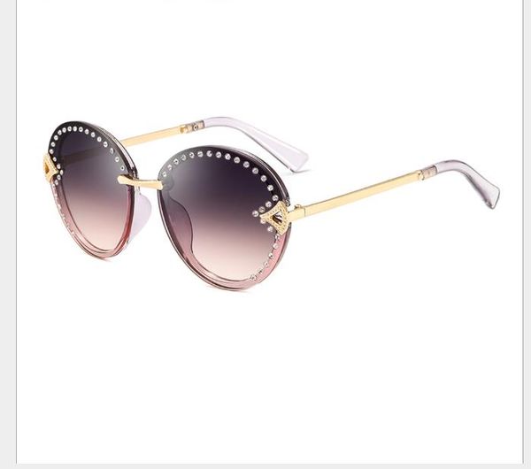 солнцезащитные очки 2019 без оправы европейские и американские модные солнцезащитные очки с бриллиантовыми металлическими солнцезащитными ли, White;black
солнцезащитные очки 2019 без оправы европейские и американские модные солнцезащитные очки с бриллиантовыми металлическими солнцезащитными ли, White;black