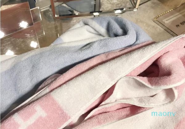 Письмо H полотенце мягкий хлопок банное полотенце набор для взрослых ребенок творческий подарок 56 * 100 см и 35 * 35 см
Письмо H полотенце мягкий хлопок банное полотенце набор для взрослых ребенок творческий подарок 56 * 100 см и 35 * 35 см
