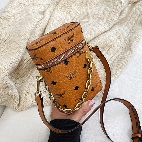 new designer handbags 2020 casual fashion luxury shoulder bag designer wild chain shoulder messenger bag 2020
new designer handbags 2020 casual fashion luxury shoulder bag designer wild chain shoulder messenger bag 2020