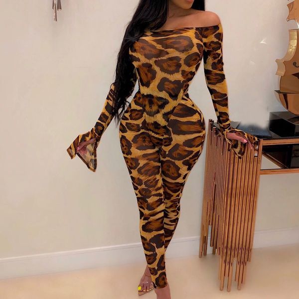 fashion women off shoulder long sleeve leopard print jumpsuits long pants set sports ing, White;black
fashion women off shoulder long sleeve leopard print jumpsuits long pants set sports ing, White;black