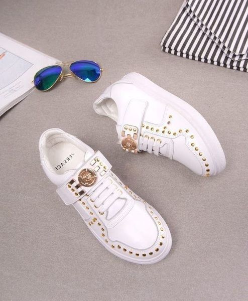 duping520 rivet новые белые туфли мужчины платье обувь мокасины мокасины lace ups monk ремни boots водители real кожаные кроссовки обувь
duping520 rivet новые белые туфли мужчины платье обувь мокасины мокасины lace ups monk ремни boots водители real кожаные кроссовки обувь