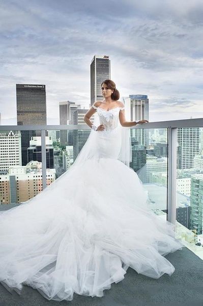 2020 off shoulder modest mermaid wedding dresses dubai sale lace applique illusion chapel train vestidos de mariee bridal gowns md12, White
2020 off shoulder modest mermaid wedding dresses dubai sale lace applique illusion chapel train vestidos de mariee bridal gowns md12, White