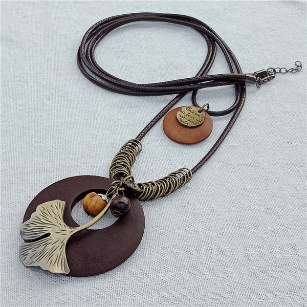 2018 vintage long necklace fashion handmade jewelry wearing multilayer rope leather alloy plant leaf charm pendant wood necklace, Silver
2018 vintage long necklace fashion handmade jewelry wearing multilayer rope leather alloy plant leaf charm pendant wood necklace, Silver