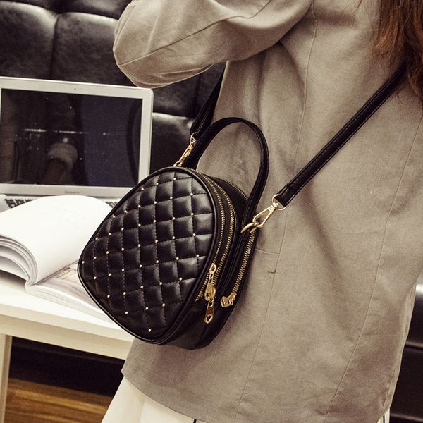 bag women 2020 new fashion lingge small bag leisure three-layer women's hand-held single shoulder messenger
bag women 2020 new fashion lingge small bag leisure three-layer women's hand-held single shoulder messenger