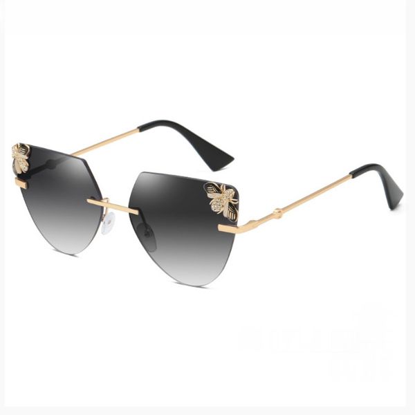 new sunglasses 2019 fashion women little bee sun glasses frameless trimming eyeglasses retro rhinestones bee glasses sale, White;black
new sunglasses 2019 fashion women little bee sun glasses frameless trimming eyeglasses retro rhinestones bee glasses sale, White;black