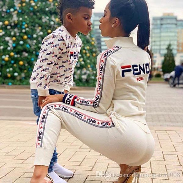 fashion printed sports and leisure suit 2 suits for women's explosive clothes, of freight by package and mail
fashion printed sports and leisure suit 2 suits for women's explosive clothes, of freight by package and mail