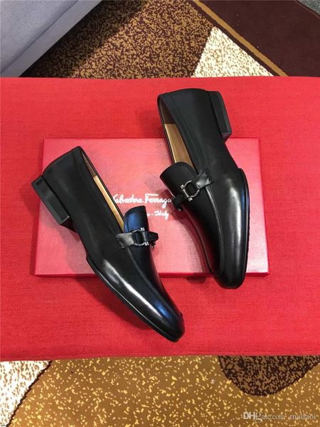 21ss autumn men shoes leather men dress shoes luxury men's business oxfords classic gentleman shoes madal, Black
21ss autumn men shoes leather men dress shoes luxury men's business oxfords classic gentleman shoes madal, Black
