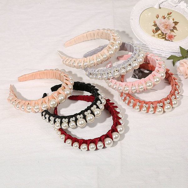 2020 spring and summer popular new net red women's headband simple fashion pearl lady temperament hairband headdress, Black;brown
2020 spring and summer popular new net red women's headband simple fashion pearl lady temperament hairband headdress, Black;brown
