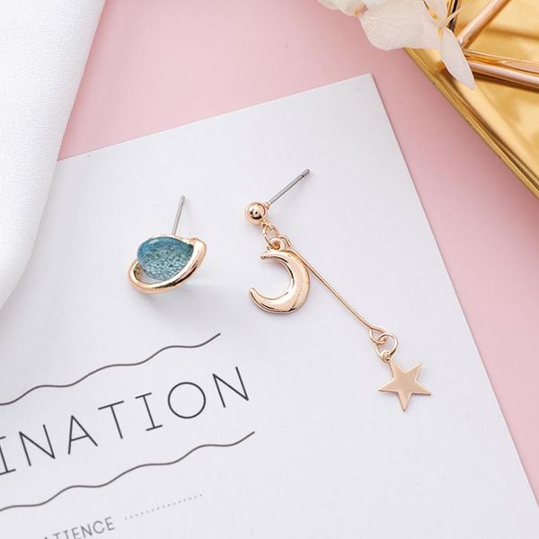woman korean temperament personality stars moon asymmetrical elements blue earrings / ear clip earrings, Silver
woman korean temperament personality stars moon asymmetrical elements blue earrings / ear clip earrings, Silver