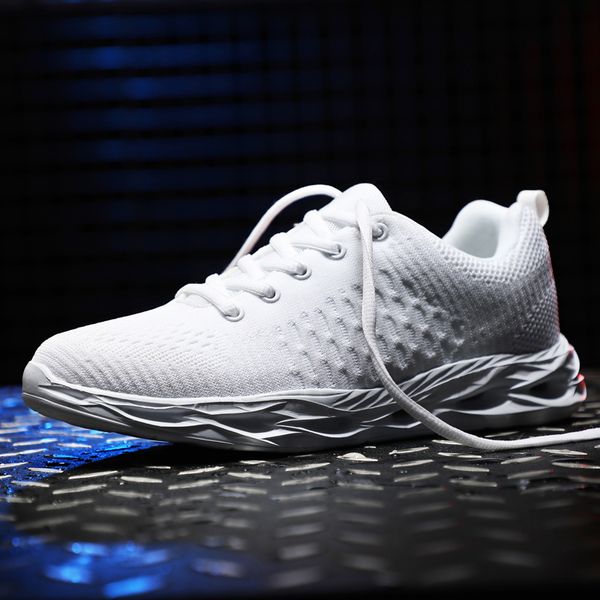 yrrfuot осень новые мужчины открытый спортивная обувь trend light дышащие марка мужчины кроссовки удобные нескользящие популярные кроссовки
yrrfuot осень новые мужчины открытый спортивная обувь trend light дышащие марка мужчины кроссовки удобные нескользящие популярные кроссовки