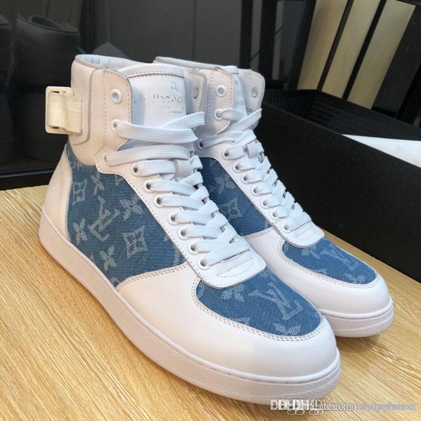 fashion luxury men genuine leather sports shoes fashion casual shoes men luxury youth men shoes with box size38-45, Black
fashion luxury men genuine leather sports shoes fashion casual shoes men luxury youth men shoes with box size38-45, Black