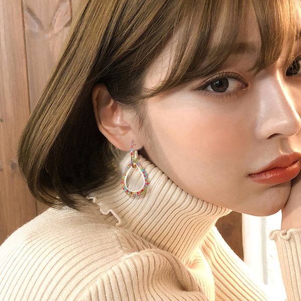 new 925 серебряная игла горный хрусталь круг кристалл от swarovski длинные серьги темперамент корейский личности диких серьги, Silver
new 925 серебряная игла горный хрусталь круг кристалл от swarovski длинные серьги темперамент корейский личности диких серьги, Silver