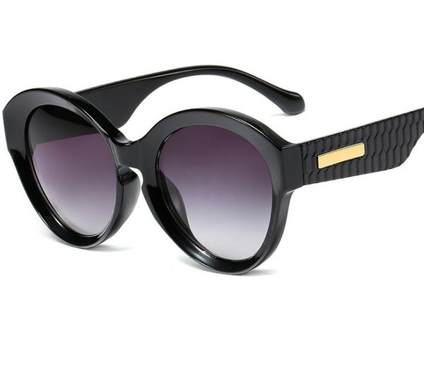 wholesale-s female models new fashion retro crafts mirror legs round glasses out travel men and women models sunglasses, White;black
wholesale-s female models new fashion retro crafts mirror legs round glasses out travel men and women models sunglasses, White;black