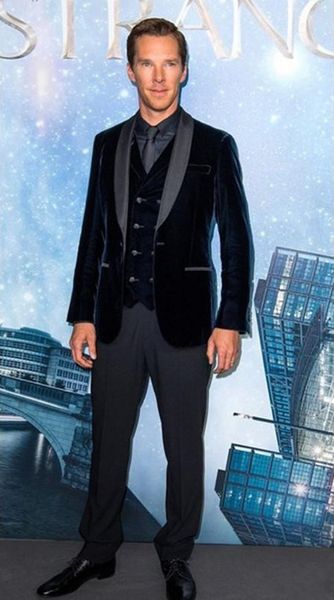 classic designe black velvet groom tuxedos autumn winter style groomsmen men wedding dress man jacket blazer suit(jacket+pants+vest+tie)1115, Black;gray
classic designe black velvet groom tuxedos autumn winter style groomsmen men wedding dress man jacket blazer suit(jacket+pants+vest+tie)1115, Black;gray